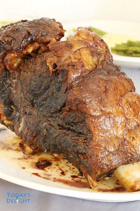 How to Slow Cook a Ribeye Roast in the Oven - Today's Delight Prime Rib Roast Recipe Bone In, Prime Rib Roast Recipe Ovens, Beef Ribeye Roast, Slow Roasted Prime Rib, Steak Board, Crockpot Roast Recipes, Prime Rib Roast Recipe, Roast In The Oven, Ribeye Roast