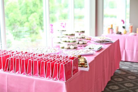 Who Hosts a Bridal Shower? - WeddingWire Event Planning Forms, Bridal Shower Questions, Shower Hostess Gifts, Event Planning Business Cards, Event Planning Career, Event Planning Decorations, Event Planning Checklist, Event Planning Tips, Wedding Showers