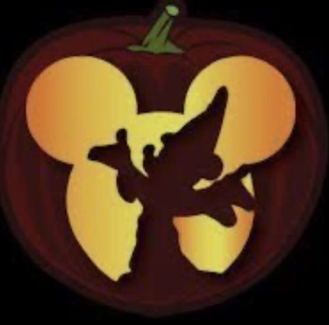 halloween Mouse Pumpkin, Disney Pumpkin Carving, Halloween Pumpkin Carving Stencils, Pumkin Carving, Pumpkin Carving Party, Mickey Mouse Pumpkin, Creative Pumpkin Carving, Disney Pumpkin, Pumpkin Carving Designs