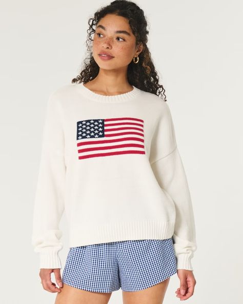 Women's American Flag Graphic Crew Sweater | Women's Tops | HollisterCo.com Bow Graphic, Flag Sweater, American Flag Sweater, Hollister Sweater, Sweater Women's, Teen Clothing, Softest Sweater, Inspiration Style, Women's Tops