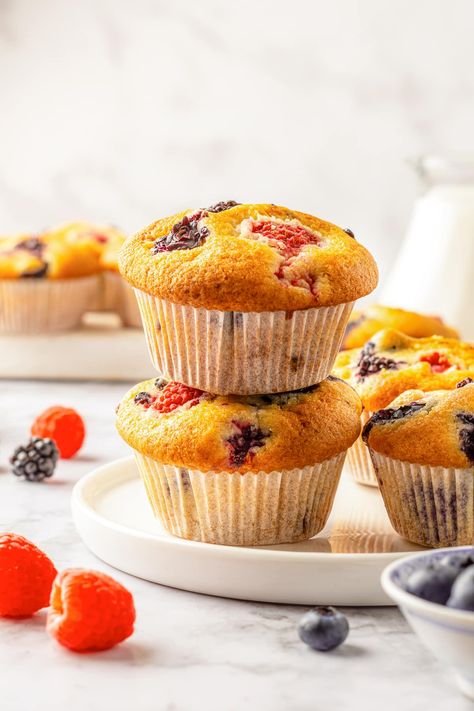 Simple No Mixer Fruit Muffins From Scratch Muffins From Scratch, Mixed Berry Muffins, Fruit Muffins, Moist Muffins, Berry Muffins, Frozen Berries, Homemade Muffins, Banana Fruit, Muffin Mix