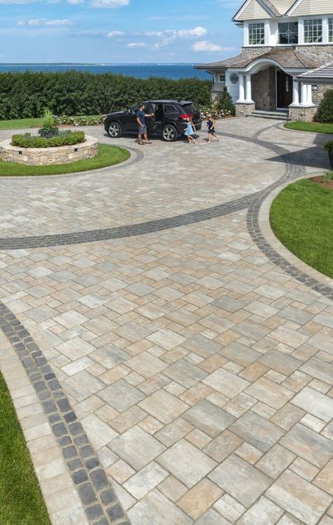 Residential Driveway Ideas, Dryway Ideas Driveways, Wide Driveway Ideas, Front Of House Driveway, Round Driveway Ideas, Circle Driveway Landscaping, Front Driveway Ideas, House Driveway, Front Garden Ideas Driveway