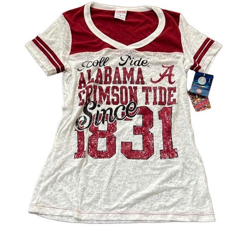 Womens New With Tags Alabama Crimson Tide V Neck Burnout Tee. Size Medium. Excellent Condition. School Spirit Shirts, Navy Mom, College Shirts, Yellow T Shirt, Blue Tee, Blue V, Alabama Crimson, Crimson Tide, Alabama Crimson Tide