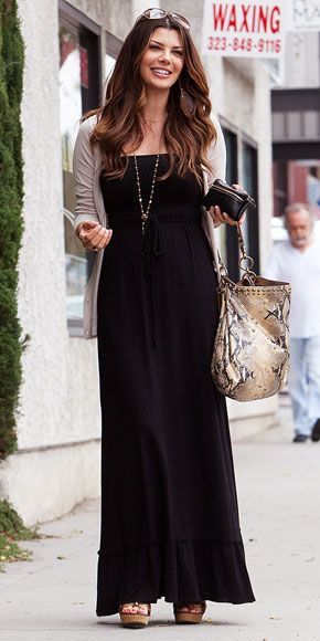 Black Maxi Dress With Cardigan, Ali Landry, Dress Cardigan, Modest Outfit, Maxi Outfits, Random Style, Maxi Dress Outfit, Mode Casual, Maxi Styles