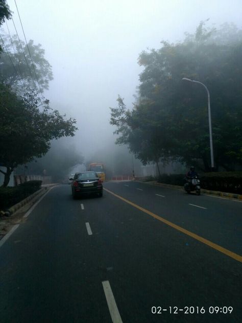 Delhi ki sardi (Delhi winter's) Delhi Winter, Winter Road, Road, Quick Saves, Nature