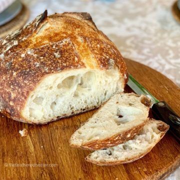 Easy Overnight Sourdough Bread - The Feathered Nester Dutch Oven Sourdough Bread, Dutch Oven Sourdough, Overnight Sourdough Bread Recipe, Overnight Sourdough Bread, Artisan Sourdough Bread Recipe, Overnight Sourdough, Easy Sourdough Bread Recipe, Sourdough Pizza Crust, Homemade Sourdough Bread