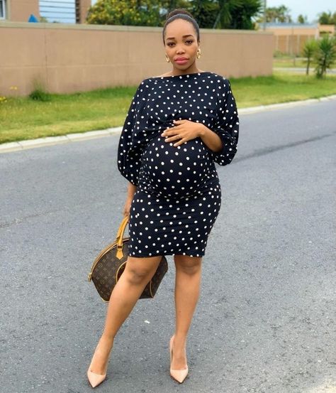 Trendy Outfits For Pregnant Women, Business Outfits Pregnant Women, Classy Outfits For Pregnant Women, Work Outfit For Pregnant Women, Work Wear For Pregnant Women, Martenity Dresses Outfits, Maternity Business Attire, Fall Looks For Black Pregnant Women, Pregnacy Fashion