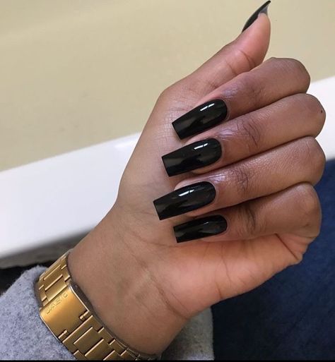 Black Nails Dark Skin 16 Ideas: Embrace Your Boldness - women-club.online Square Black Acrylic Nails, Black Nails On Dark Skin, All Black Nails Acrylic, All Black Acrylic Nails, Black Acrylic Nails Coffin, Nails On Dark Skin, Nails Dark Skin, Black Gel Nails, Nails Dark