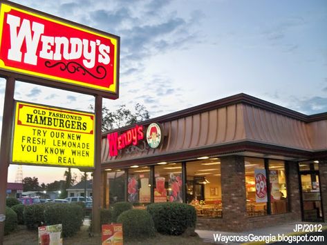 Waycross Georgia, Wendy's Restaurant, Mexican Fast Food, Lake City Florida, Mcdonalds Fast Food, Hamburger Pizza, Fried Chicken Restaurant, Strangely Familiar, Hamburger Restaurant