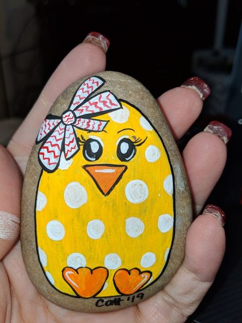 Easter rock | Rock painting designs, Painted rocks, Rock painting art Easter Egg Painted Rocks, Easter Painted Rocks Easy, Painted Easter Rocks, Easter Rocks Painting Ideas, Bunny Rock Painting, Easter Rock Painting Ideas, Easter Rock Painting, Easter Rocks, Stone Pictures Pebble Art