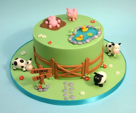 Farmyard Cake, Easy Farm Birthday Cake, Barnyard Birthday Cake, Farmyard Birthday Cake, Farm Animals Cake Design, Homemade Farm Birthday Cake, 2nd Birthday Cake Farm Animals, Old Macdonald Birthday Cake, Farm Birthday Cakes