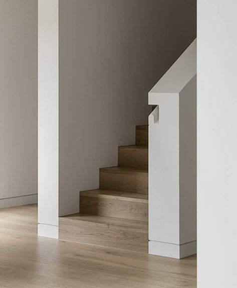 Staircase Detail, Engineered Timber Flooring, Timber Staircase, Staircase Handrail, French Oak Flooring, Finish Carpentry, Iron Mountain, Stair Handrail, The Local Project