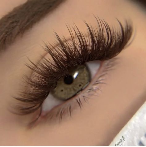 Single Pictures, Natural Fake Eyelashes, Lashes Fake Eyelashes, Bauch Tattoos, Lash Extensions Makeup, Lash Extensions Styles, Perfect Eyelashes, Pretty Lashes, Eyelash Extentions