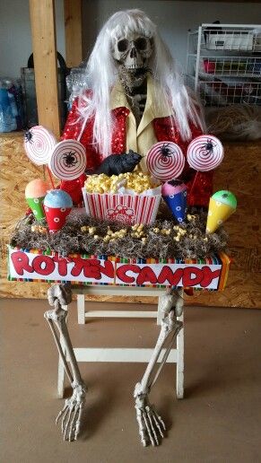 B creative. ... Diy Halloween Display, Halloween Party Circus Theme, Clown Diy Decorations, Halloween Decorations Clown Theme, Scary Clown Party Ideas, Diy Clown Halloween Decorations, Scary Clown Trunk Or Treat Ideas, Diy Halloween Carnival Decorations, Spooky Carnival Decorations