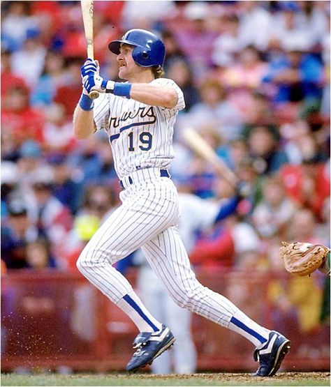 Robin Yount Robin Yount, Backyard Baseball, Milwaukee Brewers Baseball, Baseball Sunglasses, Fantasy Baseball, Bleacher Report, Baseball Pants, Milwaukee Brewers, National League