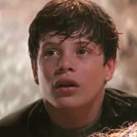 Mikey From The Goonies, Mikey Walsh Goonies, Mikey The Goonies, Sean Astin Goonies, Sean Astin 80s, Mikey Walsh, Goonies Mikey, Boy Actors, Sean Austin