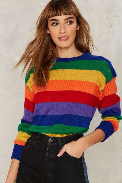 Rainbow Sweater Crochet Styles, Rainbow Outfit, Rainbow Sweater, Rainbow Fashion, Pride Outfit, Love Rainbow, Mode Inspo, Knitting Women, Mode Vintage