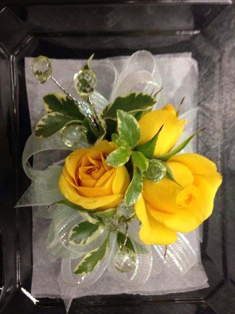 Yellow Wrist Corsage Prom, Yellow Prom Flowers Wrist Corsage, Yellow Flower Corsage, Yellow Wrist Corsage, Yellow Rose Corsage, Iris And Barry, Prom Corsage White, Yellow Corsage, Corsages Prom