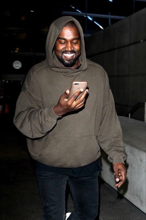 Guy On Phone, Kanye West Smiling, Smiling Man, Black Orchid, Kanye West, Black Men, Funny, Quick Saves, Instagram