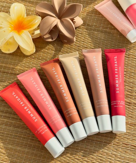 Which new flavour should Summer Fridays launch? 👀 Here is my @summerfridays summer collection ☀️ with lip balms: 🌺 Poppy 🩷 Pink Sugar ☕️ Iced Coffee 🤍 Vanilla 🤎 Vanilla Beige 🍒 Cherry Which one is your favorite? 🤔💭 🏷️ Summer Fridays, Lip Butter Balm, Hydrating Lip Balm, Lip Care Collection, Poppy, Pink Sugar, Iced Coffee, Vanilla Beige, Cherry #SummerFridays #LipBalmCollection #HydrationGoals #LipCareLover #BeautyEssentials #LipBalmObsessed Summer Fridays Lip Balm Collection, Summer Fridays Lip Butter Balm, Summer Fridays Lip, Lip Butter Balm, Coffee Vanilla, Bday List, Girly Pop, Lip Balm Collection, Lip Balm Set