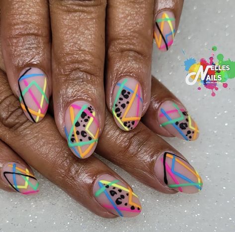 Cool Funky Nails, Different Color Nails Acrylic, 80s Nails Designs, Old School Nail Designs, 80s Inspired Nails, 80’s Nails, Funky Acrylic Nails, Nails Trendy 2023, 80s Nail Designs