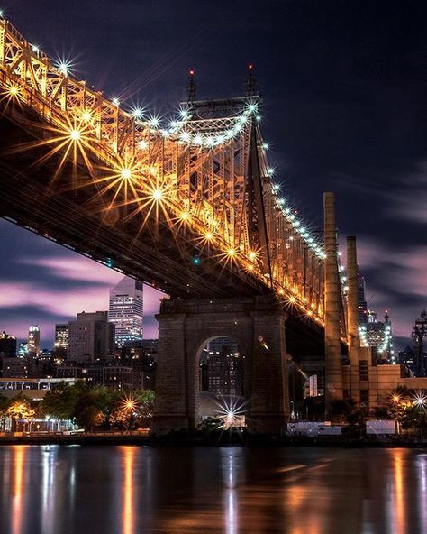 ✨Don’t get blinded by the bright city lights 🌉🌉🌉✨ 📷Fantastic shot by @joeyvisuals 😍🌆 🔥FOUNDE Bright City Lights, Queensboro Bridge, New York Pictures, Bitcoin Trading, Modern Pictures, Ny City, Nft Art, Holiday Essentials, Rhythm And Blues