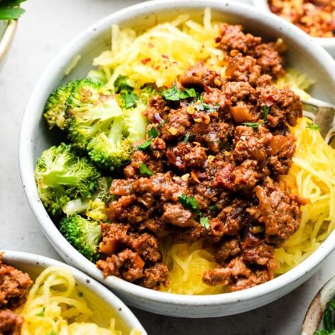 Spaghetti Squash Broccoli, Sloppy Joes Bowls, Healthy Sloppy Joes, Sloppy Joe, Paleo Whole 30, Roasted Broccoli, Sloppy Joes, Meat Sauce, Easy Weeknight