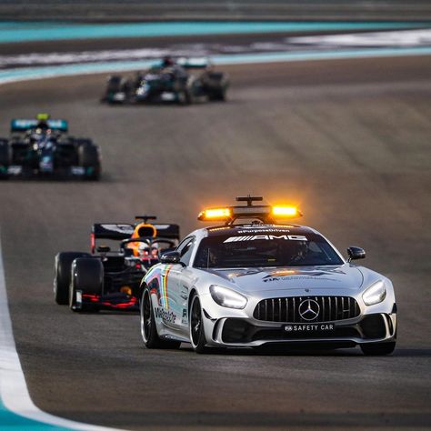 F1 Safety Car, Gt3 Cars, F1 Wallpaper, F1 Wallpaper Hd, Benz Amg, Formula 1 Car, Mercedes Benz Amg, Living Legends, First Car