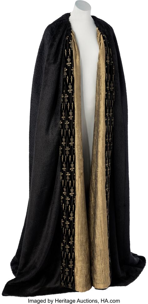 Cersei Lannister (Lena Headey) Black Faux Fur Cloak from Game of | Lot #89308 | Heritage Auctions Fur Cloak, Black Vibes, Lena Headey, Cersei Lannister, October 10, Fantasy Dress, Dress Inspiration, Black Faux Fur, Book Inspiration