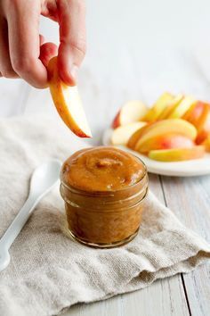 Date Caramel Sauce, Date Caramel, Caramel Recipe, Vegan Caramel, Date Recipes, Medjool Dates, Caramel Recipes, 4 Ingredient, Healthy Food Choices