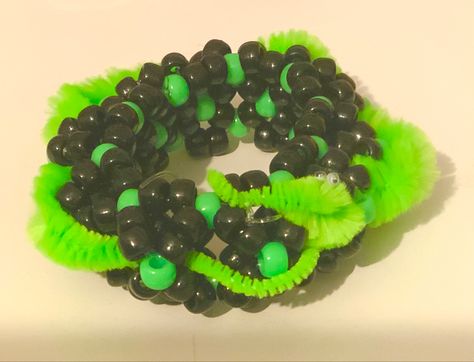 This is my first 3D X base kandi cuff!! Pretty happy with it :] Kandi Worm, 3d X Base Kandi Cuff, X Base Cuff Kandi, Large Kandi Cuff, Emo Kandi Cuff, X Cuff Kandi, 3d Kandi Cuff, Scene Core, Kandi Inspo