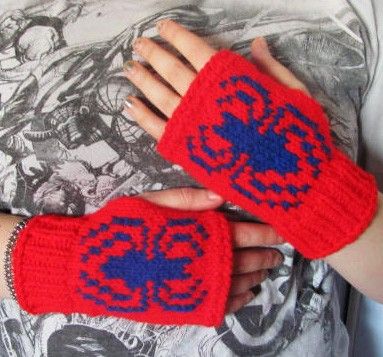 Super Hero Fan Art, Spiderman Gloves, Fingerless Gloves Black, Knit Fingerless Gloves, Baby Sweater Knitting Pattern, Kid Gloves, Crochet Fingerless Gloves, Fingerless Gloves Knitted, Gloves Black