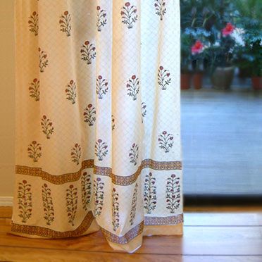 these curtains with mint or lavendar colored walls Moroccan Curtains, Red Painted Furniture, Living Room Indian, Rideaux Boho, Indian Curtains, Neutral Curtains, Indian Living Room, Window Treatments Living Room, Bohemian Curtains