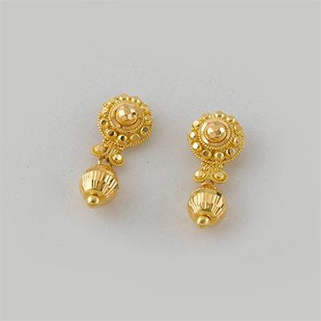 Gold Factory | Products Chand Bali Earrings Gold, Daily Wear Gold Earrings, Latest Gold Earrings Designs, Latest Gold Earrings, Vanki Designs Jewellery, Tops Earrings, Gold Necklace Price, Uncut Diamond Necklace, Gold Jewelry Prom