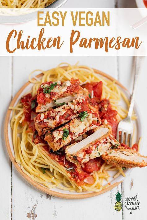 Easy vegan chicken parmesan that's just like the classic Italian dish you know and love. This recipe is ready in under and hour and is sure to be a hit with vegans and non vegans alike.  #vegan #Italian #veganchicken #spaghetti #parmesan #pasta #homemade #1hour #kids #entree #lunch #dinner #mealprep #easy #glutenfree #sweetsimplevegan #dairyfree #veganized #veganrecipes #Closeup Spaghetti Parmesan, Chicken Parm Recipe, Vegan Chicken Recipes, Vegan Nuggets, Seitan Chicken, Vegan Chicken Nuggets, Pasta Homemade, Seitan Recipes, Marinara Recipe