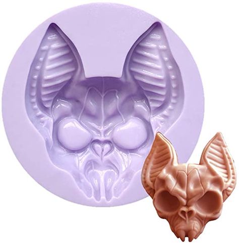 Bat Head, Bat Skull, Making Silicone Molds, Christmas Skull, Cake Pop Molds, Chocolate Candy Molds, Chocolate Hearts, Sugar Craft, Diy Baking