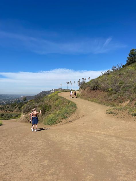 La Hike Aesthetic, California Hiking, California Adventure Aesthetic, Hiking California, California Hiking Aesthetic, Los Angeles Hike Aesthetic, Hiking Los Angeles Aesthetic, Hiking In California, Hiking Aesthetic California