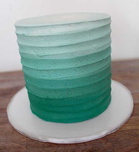 Ombre line textured buttercream cake Mint, teal, green, seafoam Black Light Cake, 30th Birthday Cake For Her, Buttercream Texture, Birthday Cake Buttercream, Ideas For Birthday Cake, Teal Cake, Light Cake, Birthday Cakes For Her, Smash Cake Boy