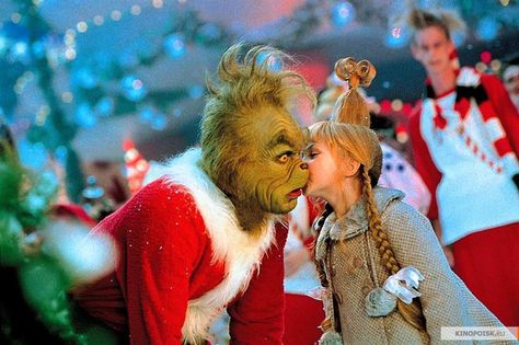 "Mister Grinch, my name is Cindy Lou Who" O Grinch, New Year Movie, Christmas Movies List, Der Grinch, The Grinch Movie, Hate Christmas, Pretty Reckless, Grinch Who Stole Christmas, Best Christmas Movies