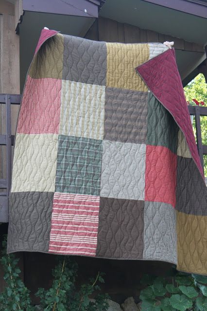 Quilts Using Fat Quarters, Quilts Easy, Fat Quarter Quilt Pattern, Quilt Big, Block Quilts, Big Block Quilts, Fat Quarter Quilt, Easy Quilt, Beginner Quilt Patterns