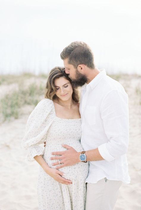 Gosh, this beach maternity session shot on all film is just about as dreamy as it gets! Maternity Mini Session, Beach Maternity Dress, Beach Maternity Poses, Family Beach Maternity Photos, Pregananant Photoshoot Beach, Beach Maternity Shoot Ideas, Winter Beach Maternity Photos, Maternity Shoot Nature, Diy Maternity Photos Outdoors