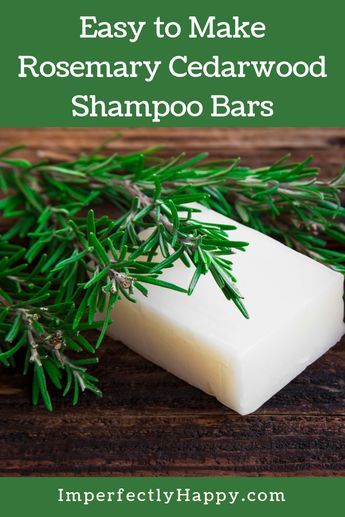 Easy to make melt and pour shampoo bars with Rosemar and Cedarwood Essential oils. Diy Shampoo Bar, Homemade Shampoo Bar, Rosemary Mint Shampoo, Shampoo Bar Recipe, Săpunuri Handmade, Mint Shampoo, Shampoo Recipe, Homemade Shampoo, Diy Shampoo