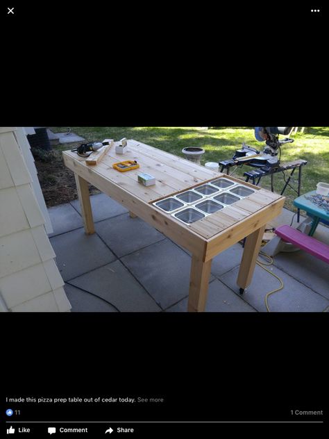 Outdoor Food Prep Table, Outdoor Ooni Pizza Oven Area, Pizza Prep Station, Ooni Table Ideas, Pizza Stand Ideas, Diy Pizza Oven Table, Ooni Pizza Oven Table Diy, Bbq Prep Table, Diy Bbq Area