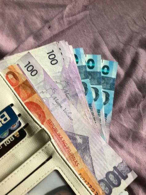 Pesos Money Philippines Aesthetic, Blue Bills Money Philippines Aesthetic, Fake Money Prank, 1k Money In Philippines, Philippine Money Aesthetic, Cash Money Prank 2023, Philippine Peso Money Aesthetic, Money Philippines Pictures, Philippines Money Pictures