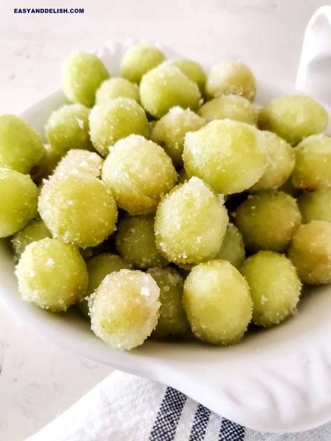 Prosecco Grapes, Portuguese Custard Tart Recipe, Ham And Cabbage Soup, Cabbage Diet, Portuguese Egg Tart, Champagne Grapes, Cabbage Soup Diet Recipe, White Wine Grapes, Pastry Cream Filling