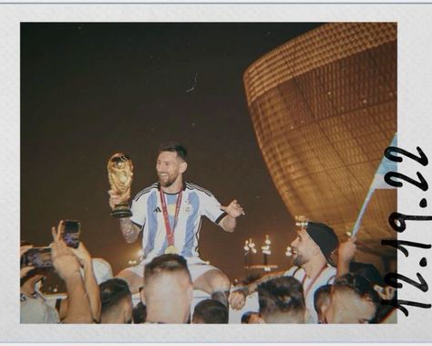 Football Aesthetics, Messi Goat, Lionel Messi Family, Messi World Cup, Messi Gif, Soccer Legends, Messi Poster, Argentina World Cup, Messi Videos