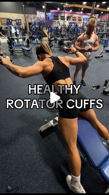 Emily Buwalda on Instagram: "📥 drop this ROTATOR CUFF MOBILITY into your next shoulder day! 🔥  • 🧨 pro tip - focus on your FORM. and use LIGHT WEIGHT. 🔥  • 🤌🏽 do this to keep your shoulder joints HEALTHY! 🤌🏽 you shoulders take part in a LOT of movement, so by keeping them strong and healthy, you’re prolonging mobility. 💪🏾  🤌🏽 keep it slow and controlled! 🤌🏽 make sure that when you do the first part of the movement that you keep your arms in a STRAIGHT LINE from shoulder to shoulder. 🤌🏽 also keep your arms at a 90 degree angle during the first part of the movement as well! 🤌🏽 SQUEEZE your back at the top and push the weights above your head. 🤌🏽 when you push the weights out, make sure that your back, neck, and arms are all IN LINE with each other. if your arms are droppi Shoulder Stretches, Pinched Nerve, Shoulder Day, Arm Workouts, Better Body, Strong And Healthy, Rotator Cuff, Post Surgery, Workout Routines