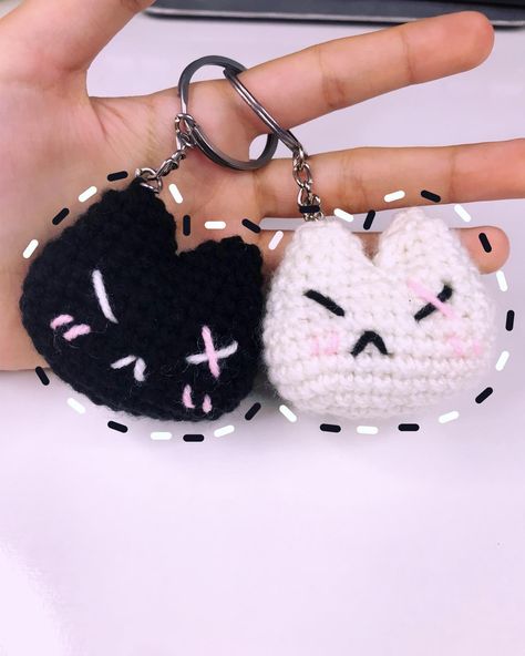 Cute crochet keychains #crochet #crocheting #crochetaddict #crichetersofinstagram #crochetbag #crochetlove #crochetinspiration #crocheter #crocheter #viralpost #fypシ #followforfollowback #bunnylove #amigurumi Cute Crochet Keychains, Keychains Crochet, Crochet Keychains, Hook Crochet, Cute Keychains, Halloween Crochet Patterns, Halloween Crochet, Please Follow Me, Viral Post