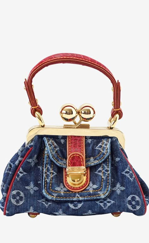 Louis Vuitton Blue Denim Red Alligator Handbag Alligator Handbags, Burberry Tote, Denim Handbags, Louis Vuitton Vintage, Gucci Tote, Luxury Purses, Handbag Heaven, Pretty Bags, Cute Bags