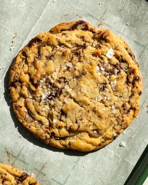 Salted Banana Cookies - Justine Doiron Vegan Butter Substitute, Justine Doiron, Banana Chocolate Chip Cookies, Banana Cookies, Pumpkin Chocolate Chip Cookies, Pumpkin Chocolate Chips, C Is For Cookie, Banana Flavored, Pumpkin Chocolate